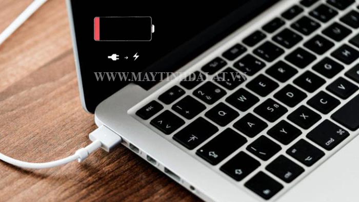 sửa lỗi Macbook không sạc được tại Vũ Trang Computer Đà Lạt